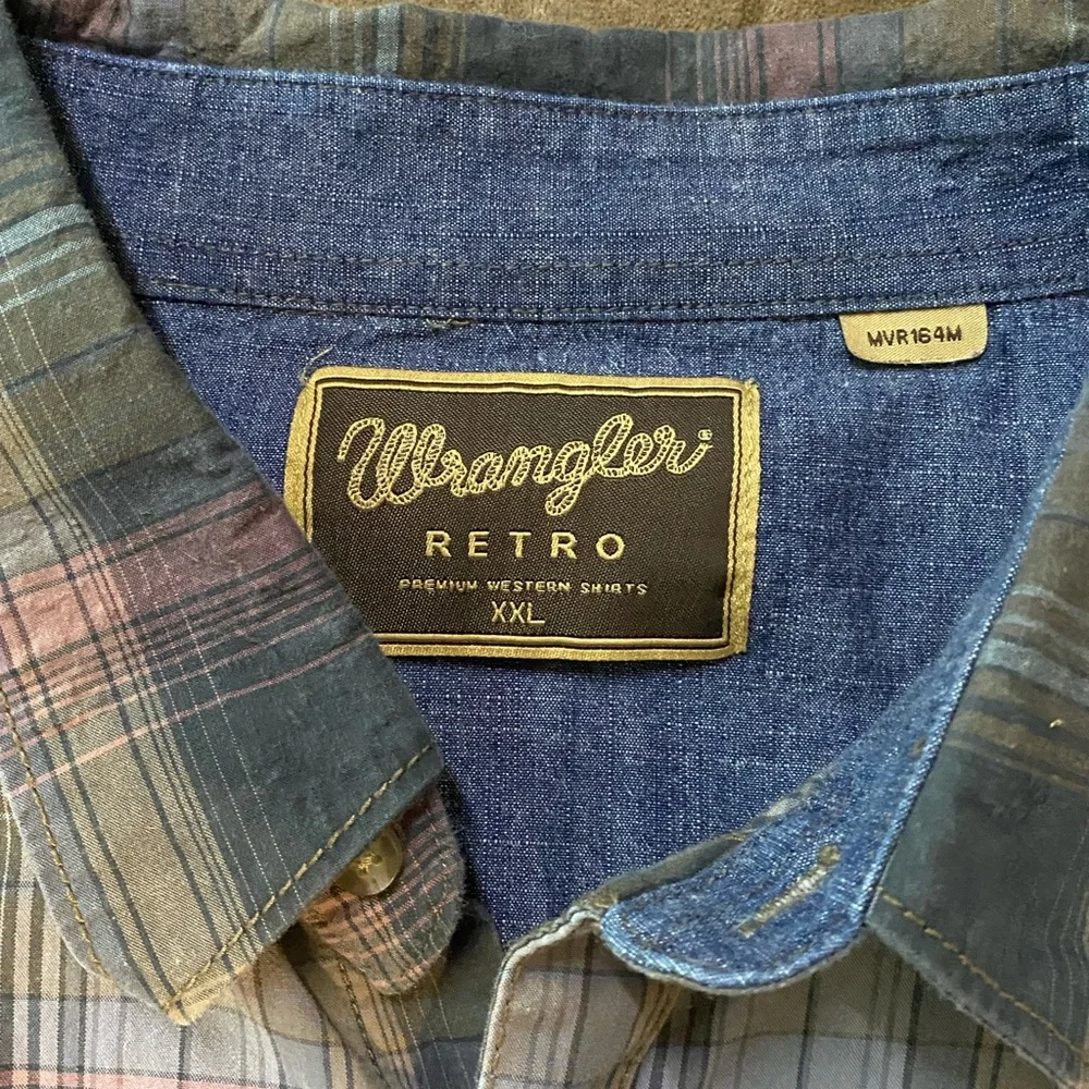 Mens wrangler button down - Picture 2 of 2